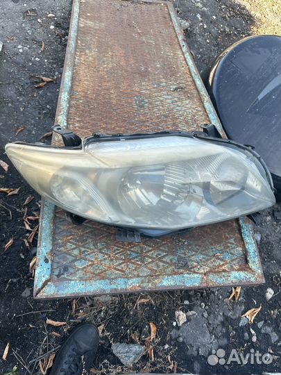 Фара правая corolla 150