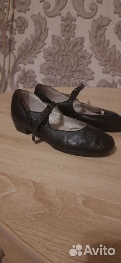 Туфли для девочки