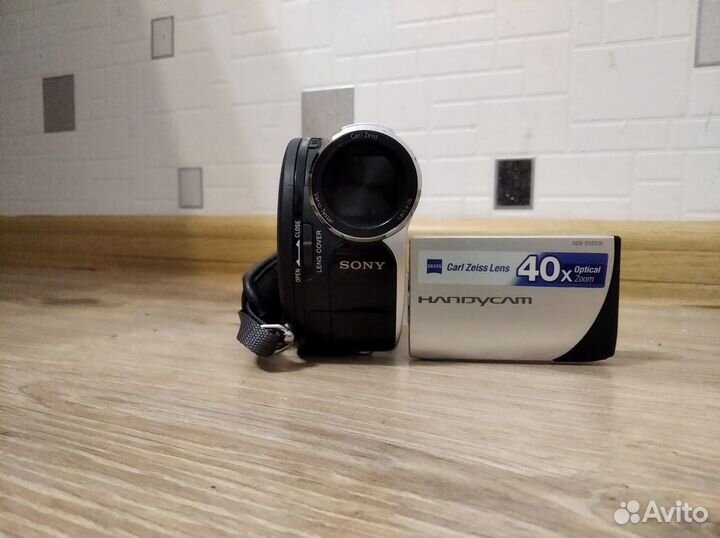 Видеокамера sony