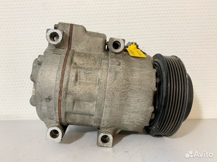 Компрессор системы кондиционирования Kia Magentis