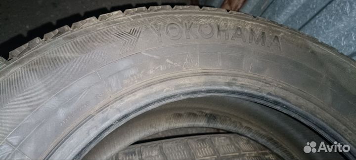 Yokohama Ice Guard IG20 215/60 R16 95Q