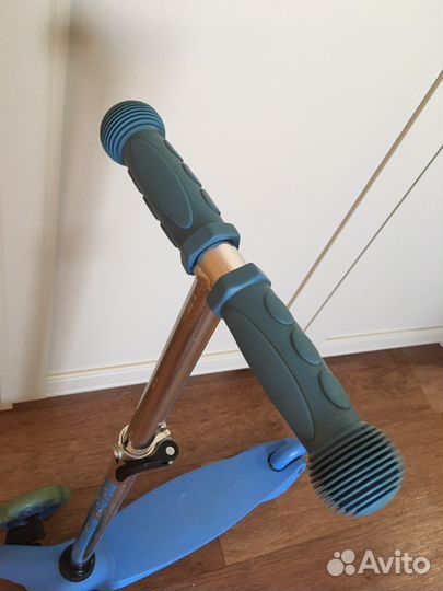 Самокат детский трехколесный