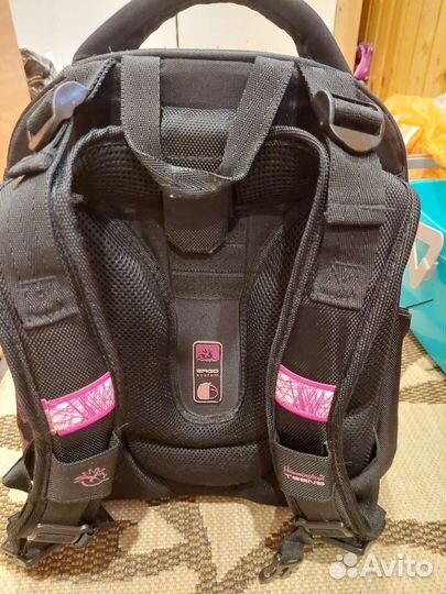 Школьный рюкзак Hummingbird