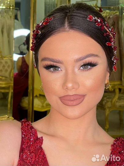 Визажист, вечерние прически