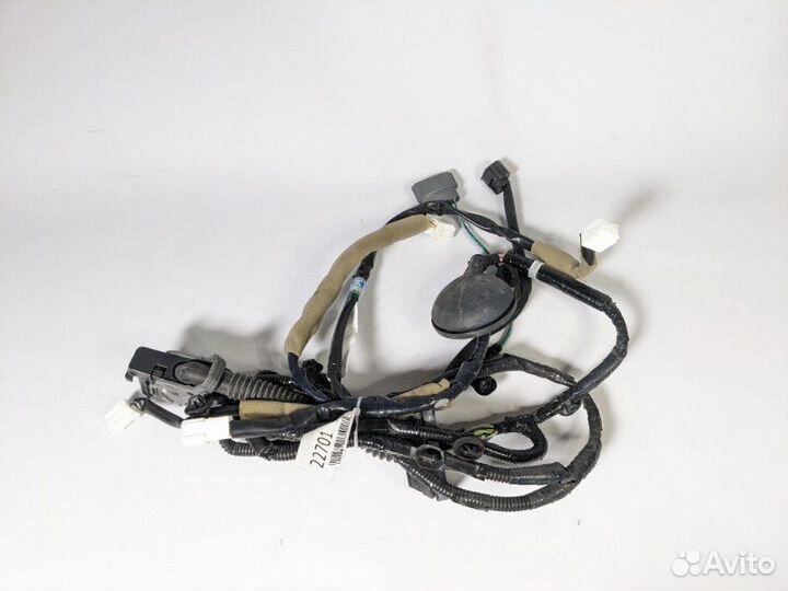 Проводка двери передняя левая Nissan Serena C26