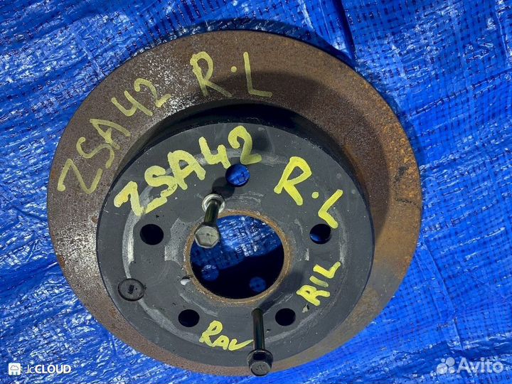 Тормозной диск на toyota RAV4 ZSA42L 3zrfe