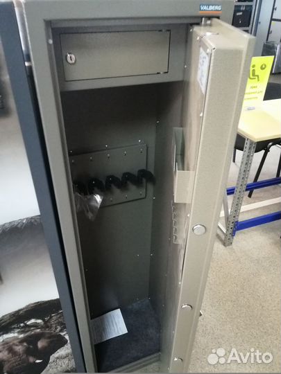 Оружейные сейфы Офисные сейфы Пистолетные сейфы