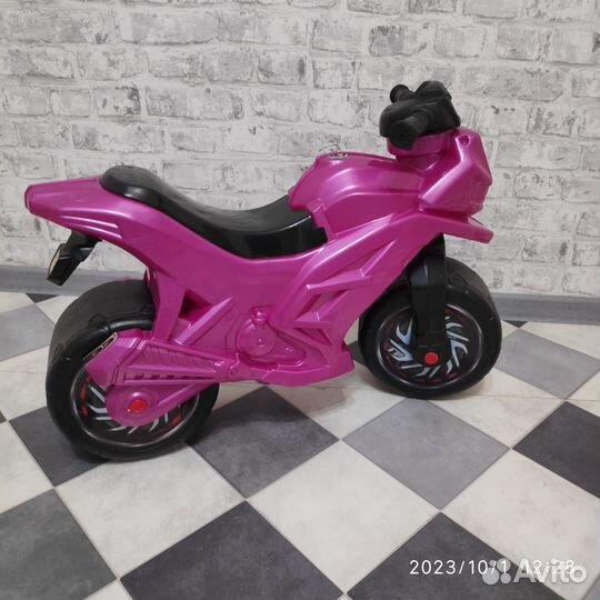 Детский мотоцикл каталка для девочки