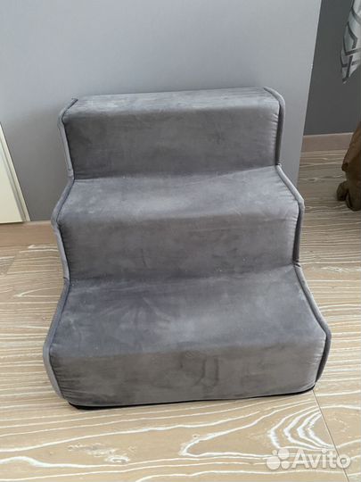 Лестница для маленьких собак