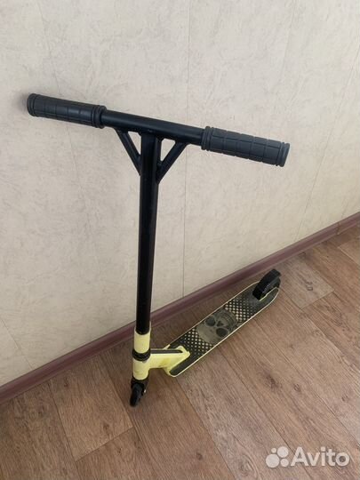 Трюковой самокат