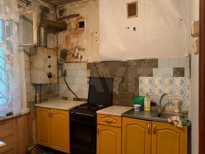 Комната 18,7 м² в 3-к., 1/2 эт.