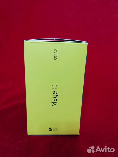 Автомобильный держатель с беспроводной зарядкой