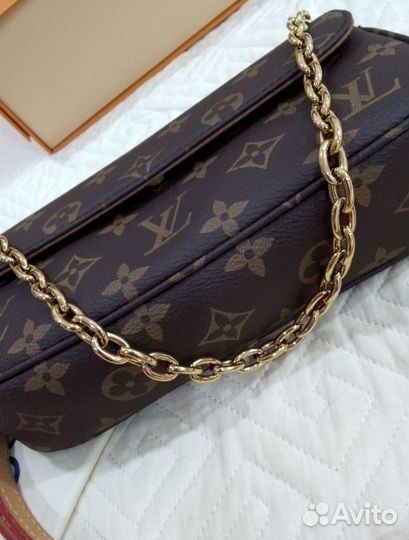 Сумка Louis Vuitton