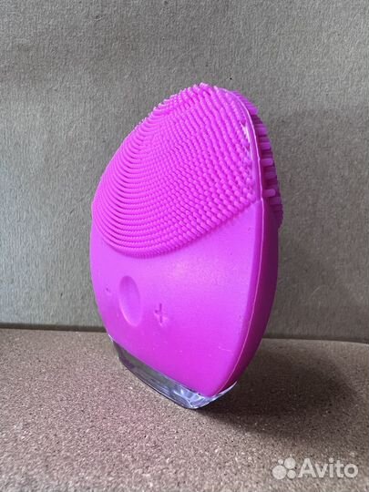 Щеточка для умывания лица силиконовая