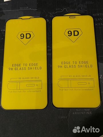 Защитное стекло на iPhone