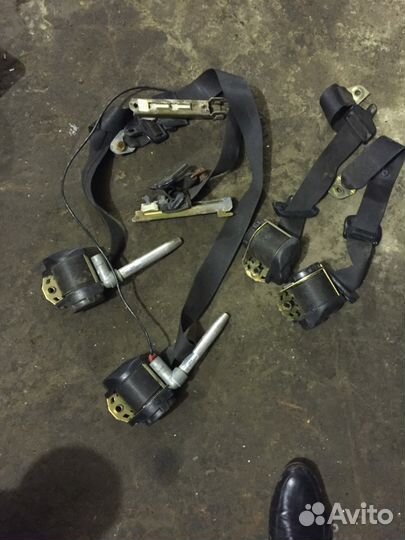 Ремни безопасности на 124 Mercedes