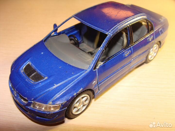 Продаю модели автомобилей