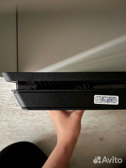 Sony playstation 4 PS4 slim 1 Tb