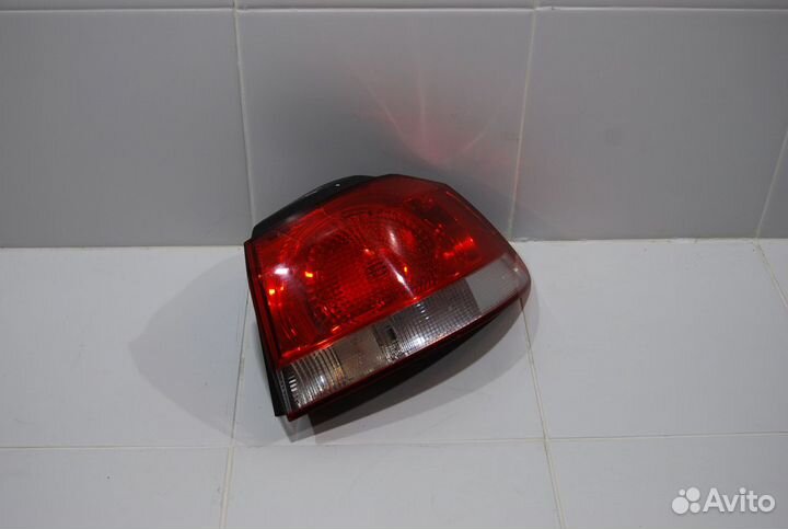 Фонарь правый Volkswagen Golf 6 2008-2013