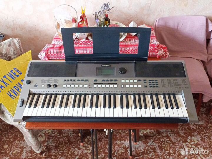 Синтезатор Yamaha PSR E443