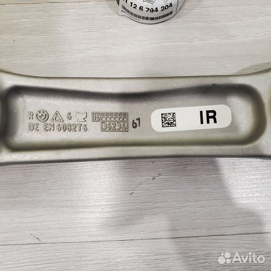 Рычаг на BMW правый F12 F13 F06 F11 новый