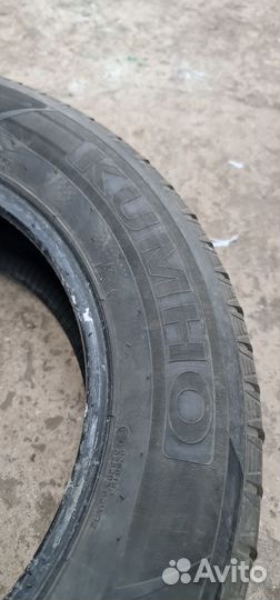 Kumho I'Zen KW31 225/60 R16 98R