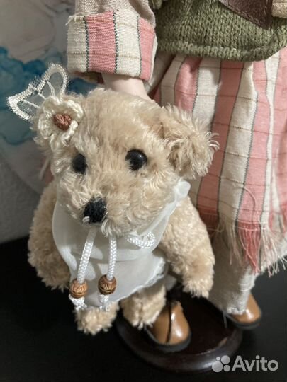 Интерьерная фарфоровая кукла