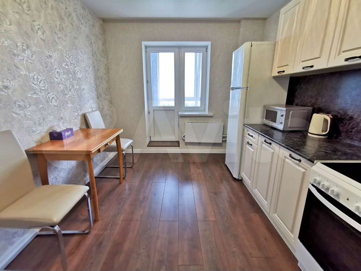 1-к. квартира, 38 м², 13/17 эт.