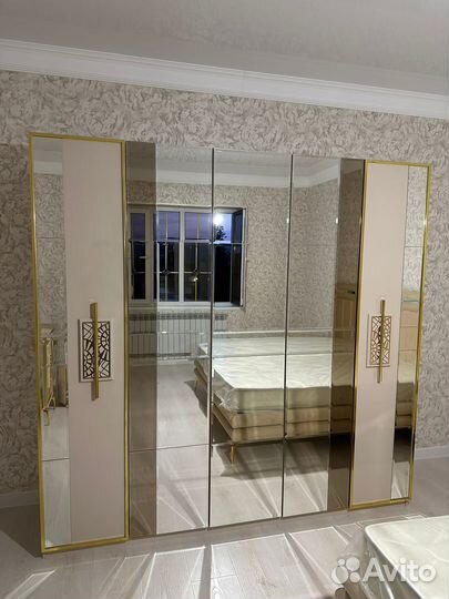 Спальный гарнитур новые