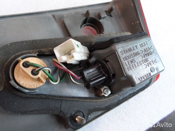 Задний фонарь Toyota Sprinter R