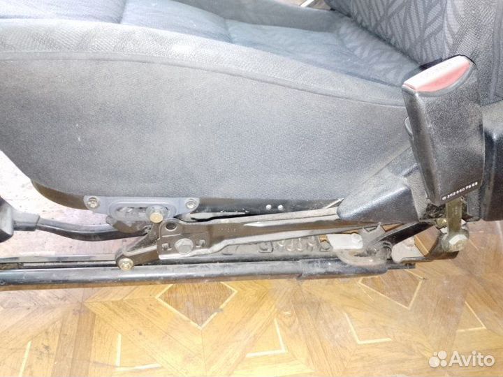 Сиденье Mercedes-Benz C-Class W202 M104E28 1995