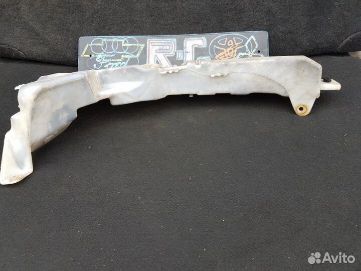 Бачок омывателя Ford Focus 2 1.8 kkda 2009