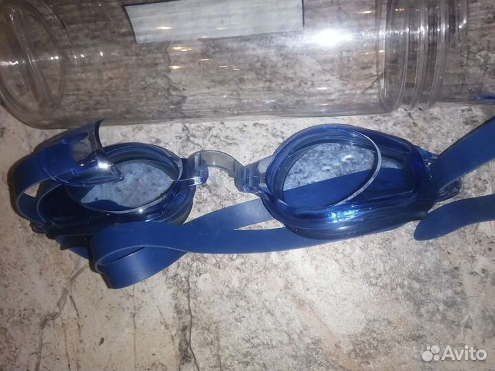 Очки для плаваниия