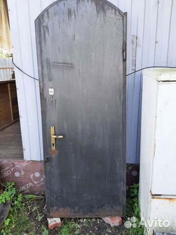 Металлическая дверь бу