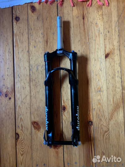 Вилки: Suntour Durolux R2C2, Marzocchi 66 RCV, Fox