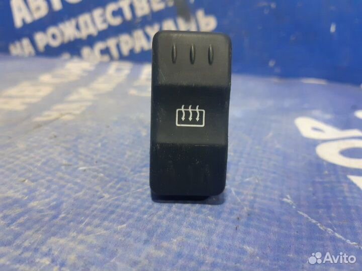 Кнопка обогрева заднего стекла Renault Logan 1