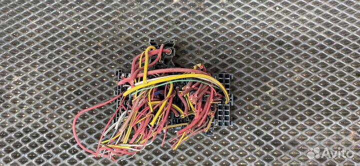 Блок Предохранителей подкапотный SMART Forfour 2