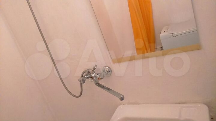 Комната 13 м² в 3-к., 10/16 эт.