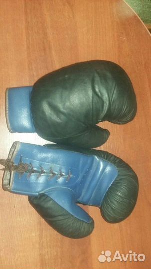 Боксерские перчатки