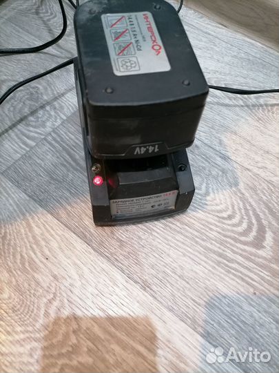 Зарядное устройство для шуруповерта Интерскол 14,4