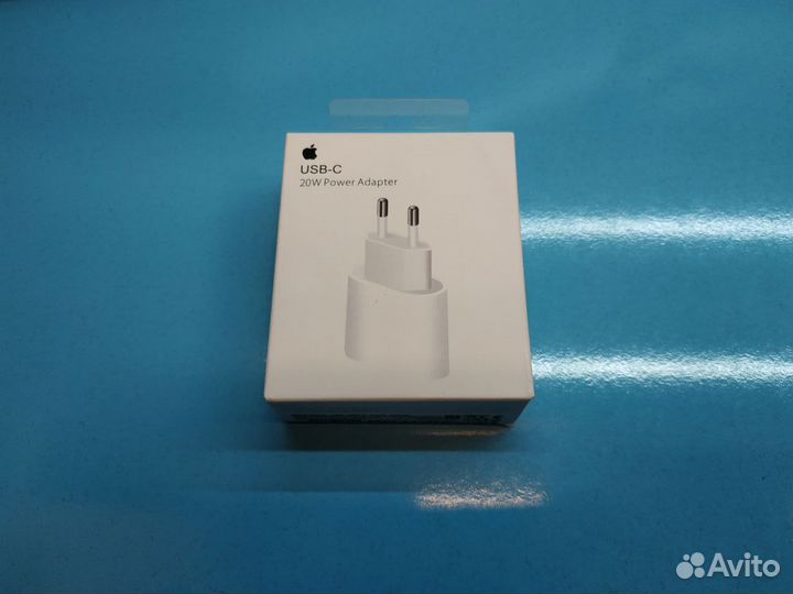 Блок питания Apple USB-C, Type-C 20W для смартфоно