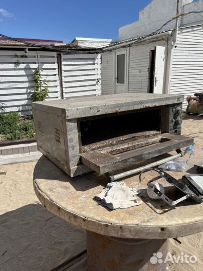 Печь для пицы продам