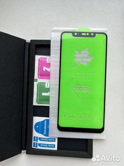 Защитные стекла для Redmi Note 6 Pro