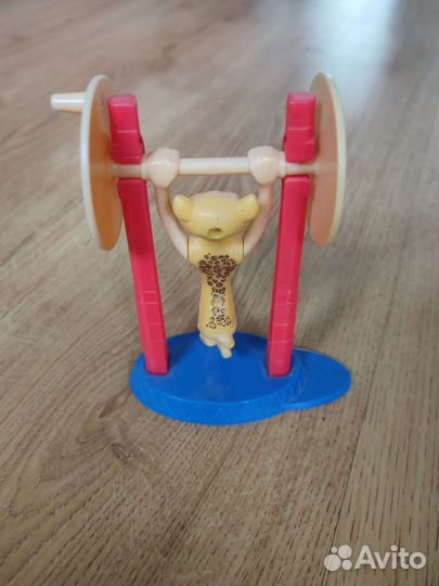 Коллекционная игрушка от Макдональдс