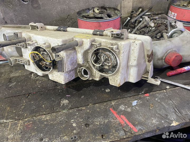 Фара левая ваз 2110