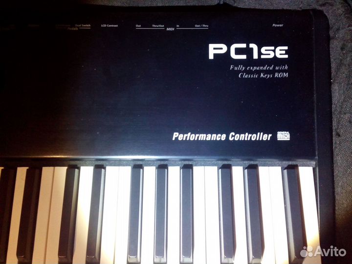 Синтезатор Kurzweil PC1se