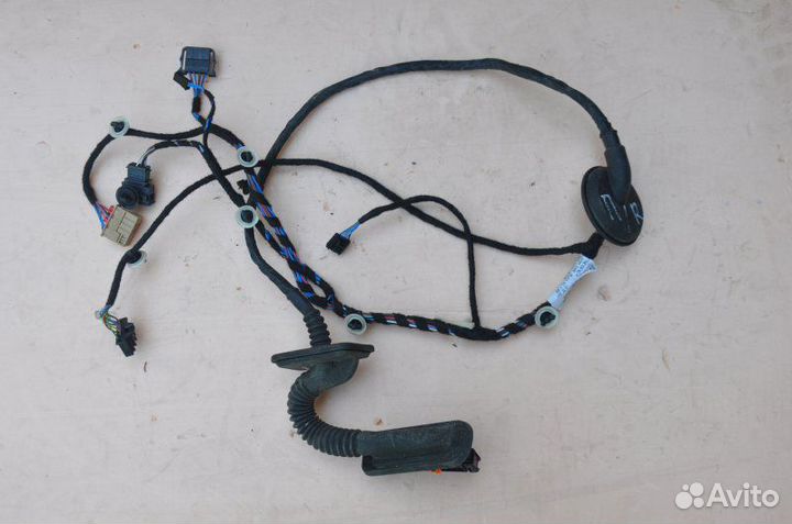 Проводка двери передняя правая Skoda Rapid лифтбек