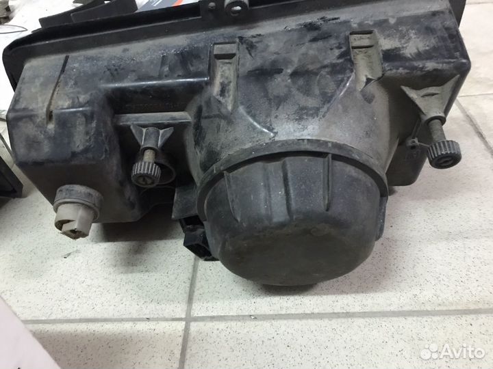 Фара правая ваз 2107