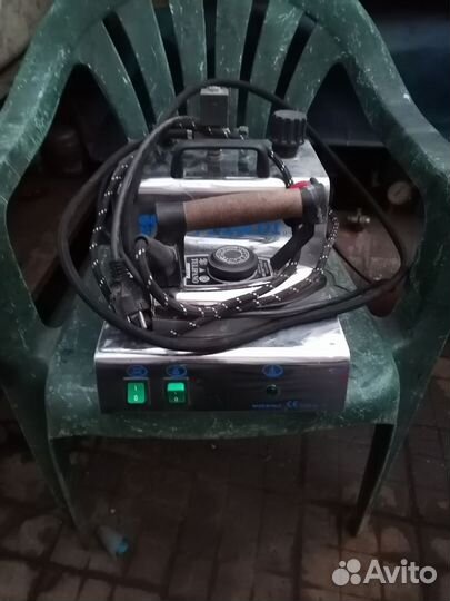 Паровая станция утюг