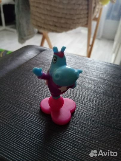 Киндер сюрприз бегемот